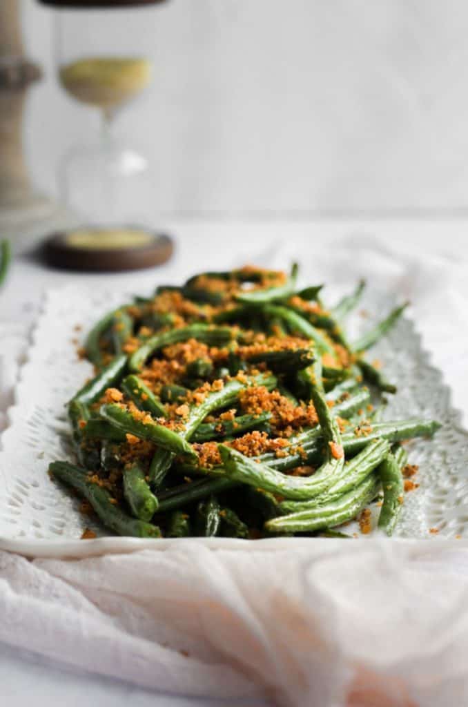 spicy air fryer green beans feature image