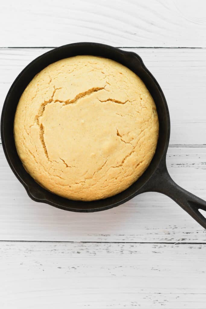 no buttermilk southern cornbread baked in cast iron pan.